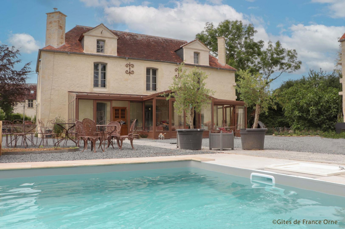 Les chambres d'hôtes<br>du Prieuré de Fougy